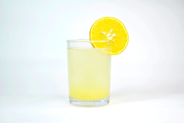 Lemon-Lime Soda is another one of the best things to mix with Malibu