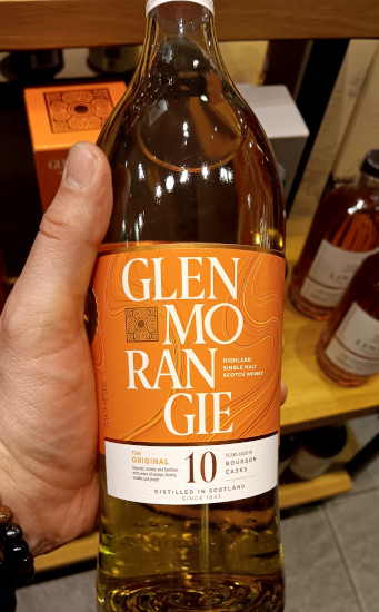 Glenmorangie The Original 10 Year Old Whisky is an excellent entry to the collection